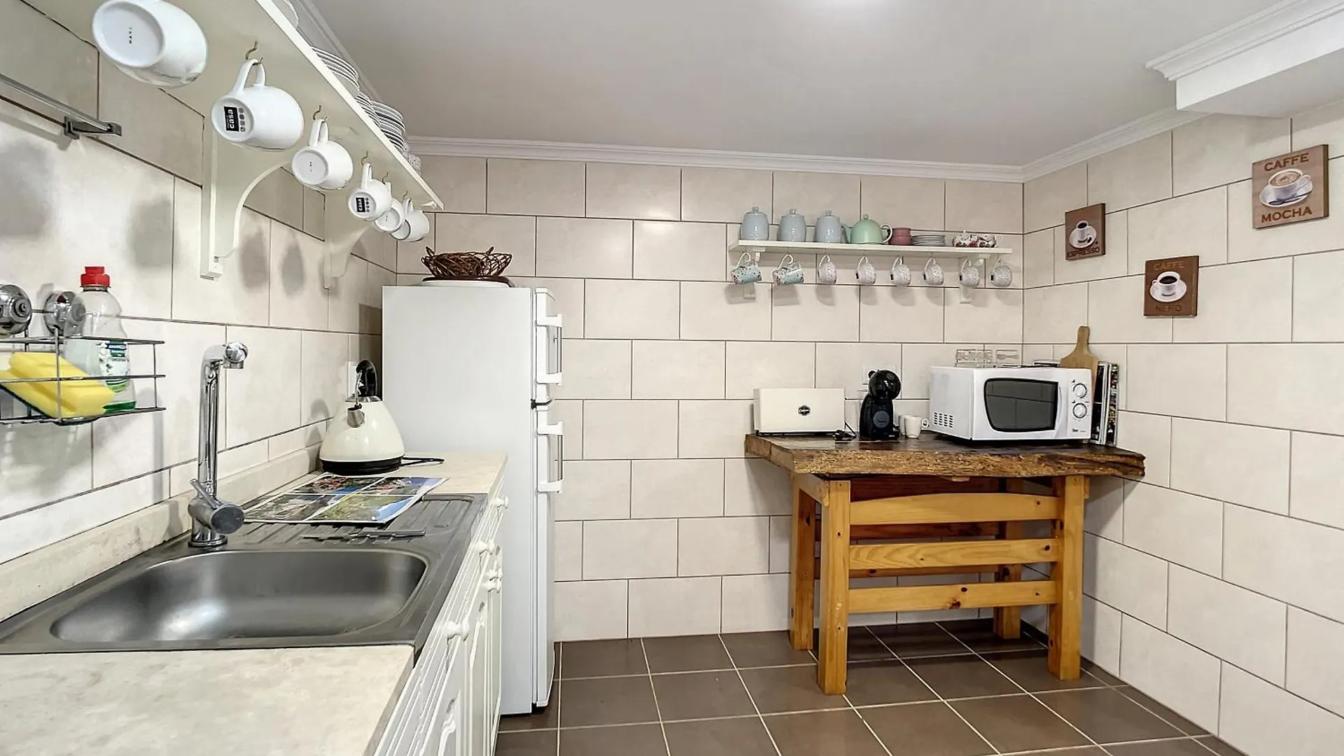 Apartment Stone House 